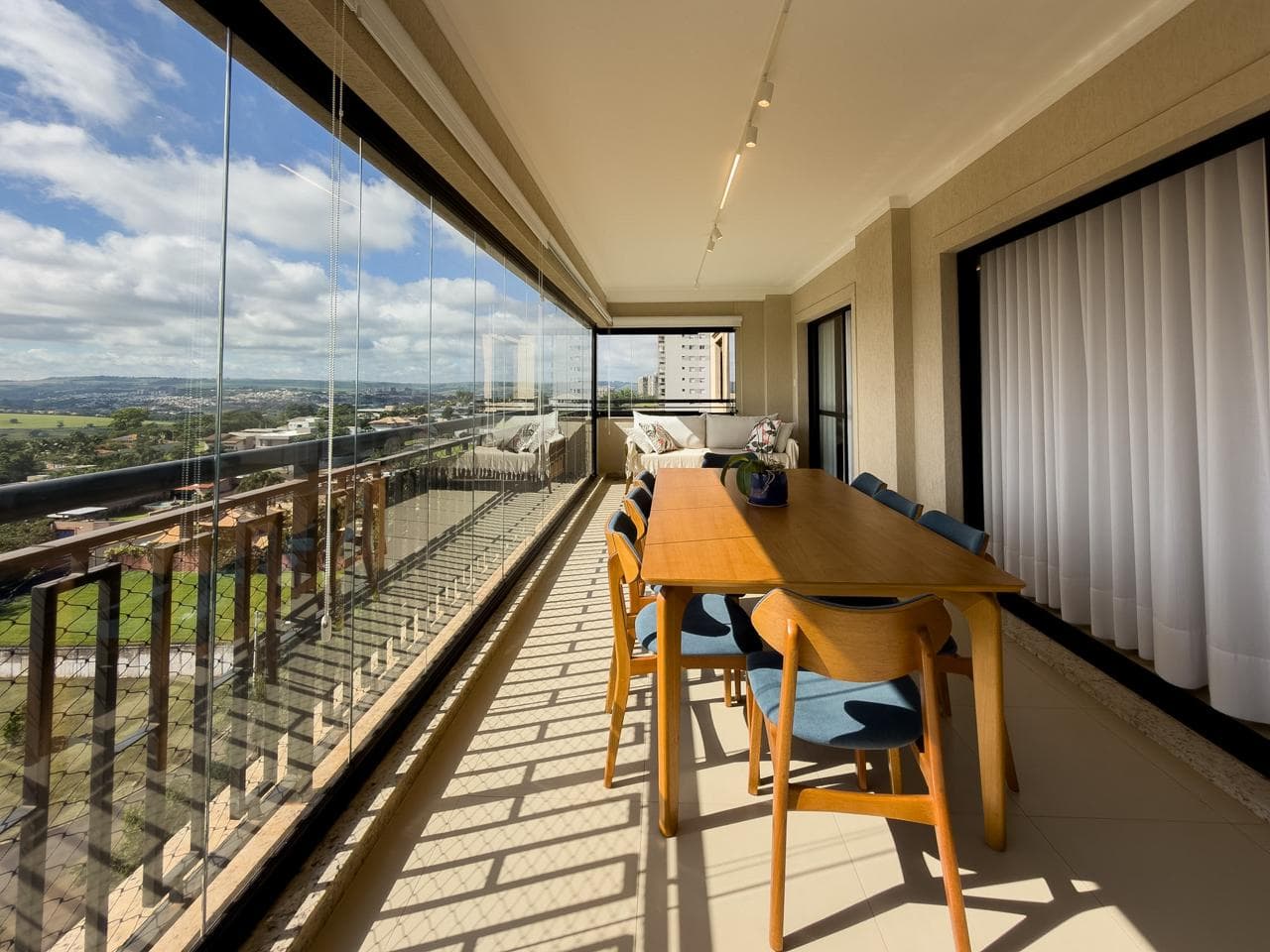 Apartamento alto padrão 4 dorms (1 suíte) com varanda gourmet e vista panorâmica - foto 18