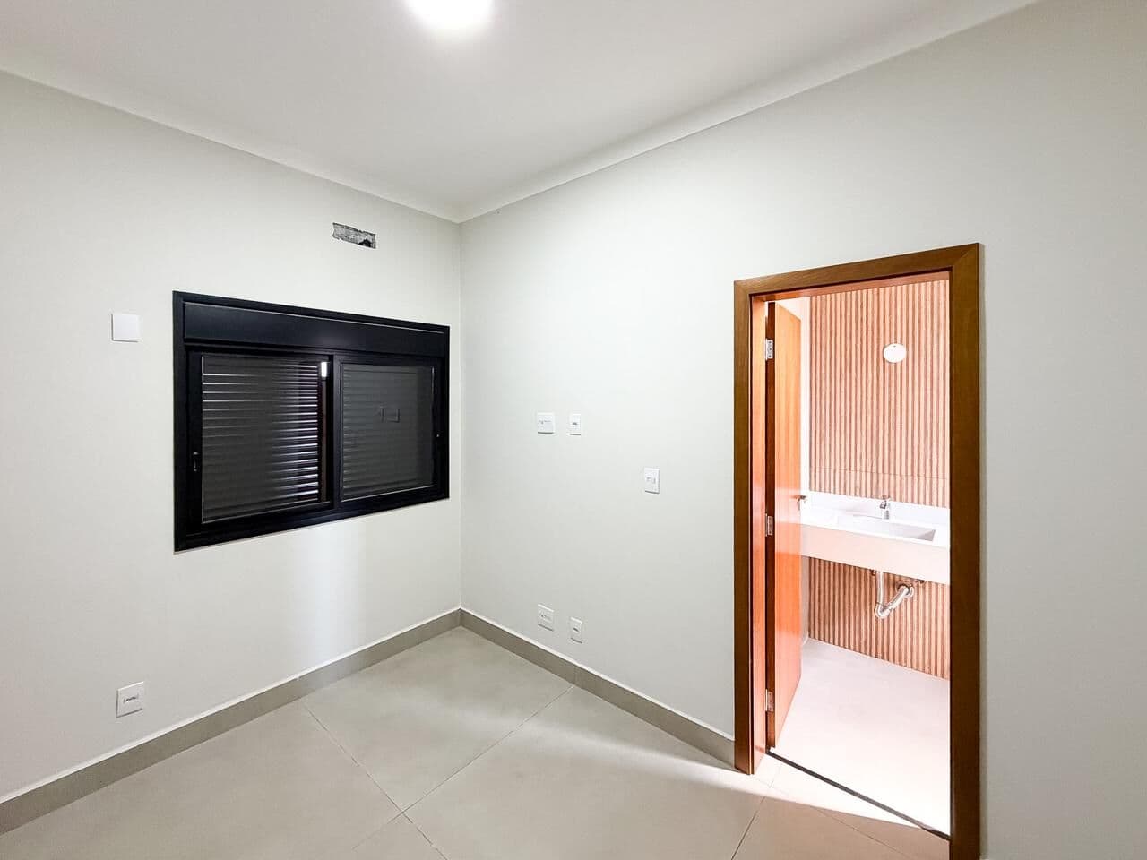 Casa à venda no bairro Jardim Valência em Ribeirão Preto/SP - foto 10