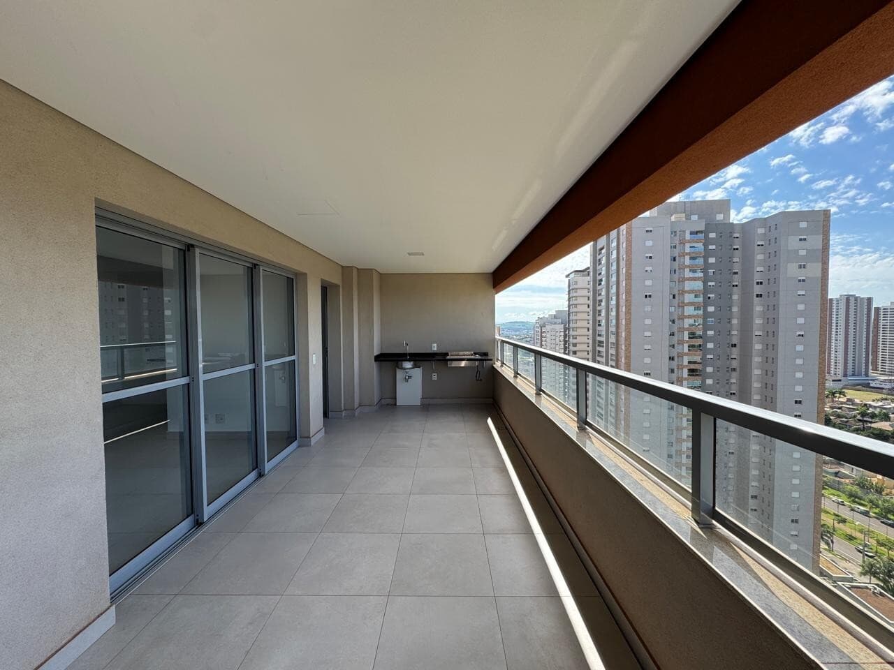 Apartamento à venda no bairro Jardim Botânico em Ribeirão Preto/SP - foto 1