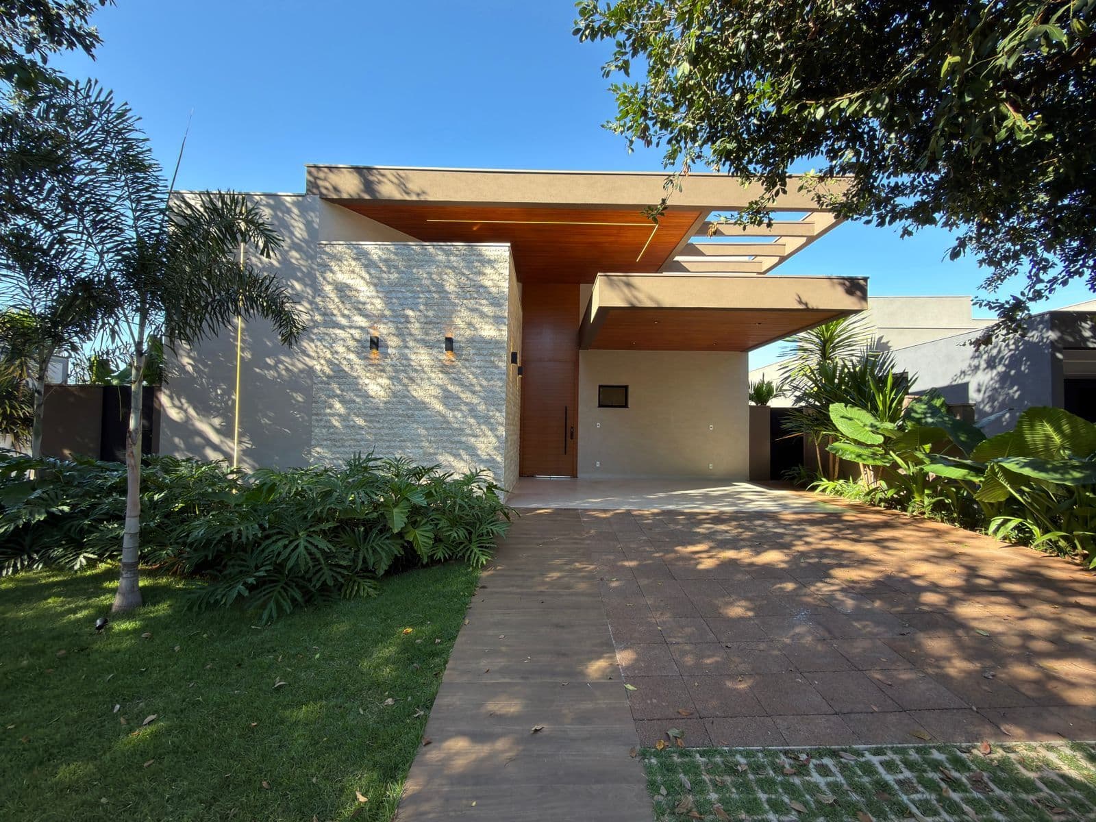 Casa à venda no bairro Residencial e Empresarial Alphaville em Ribeirão Preto/SP - foto 1