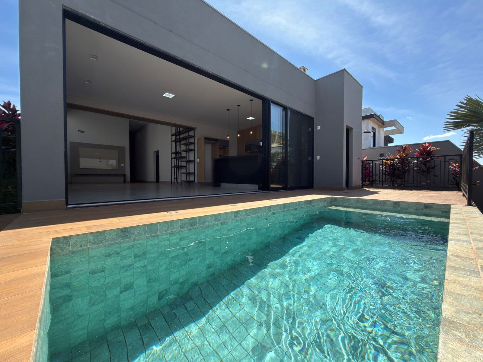 Casa à venda no bairro Vila do Golfe em Ribeirão Preto/SP - foto 1
