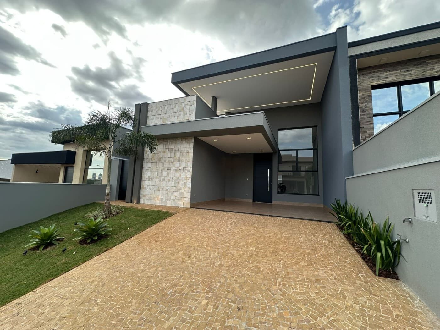 Casa à venda no bairro Jardim San Marco II em Ribeirão Preto/SP - foto 1