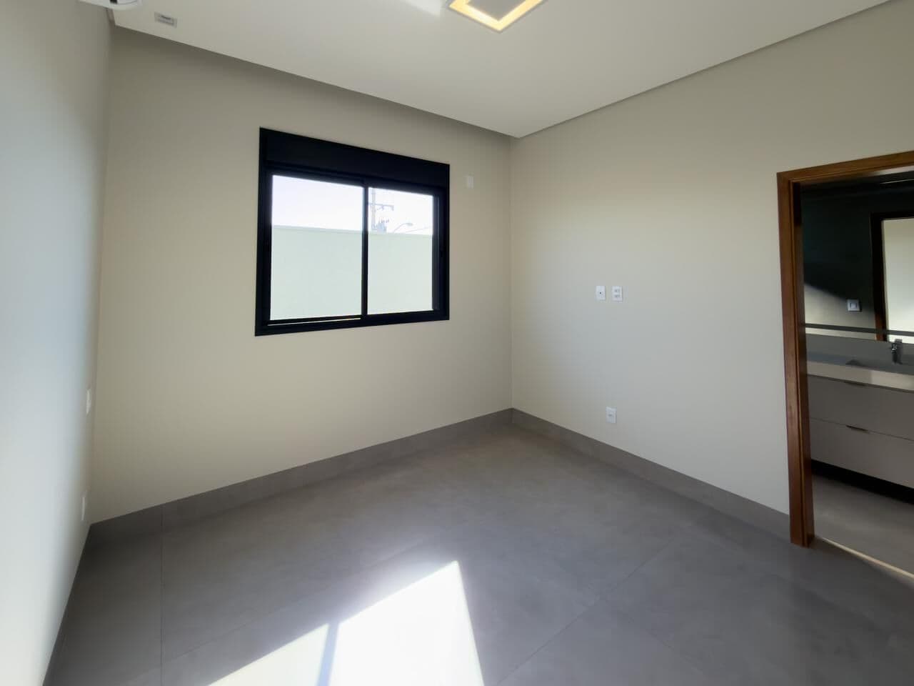 Casa à venda no bairro Jardim Roberto Benedetti em Ribeirão Preto/SP - foto 13