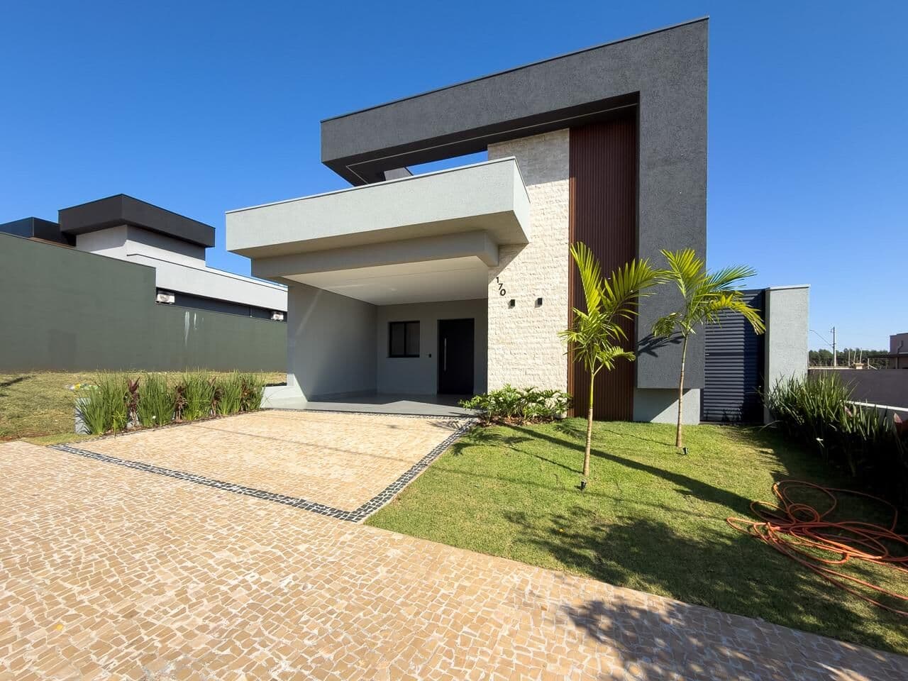 Casa à venda no bairro Jardim Roberto Benedetti em Ribeirão Preto/SP - foto 1